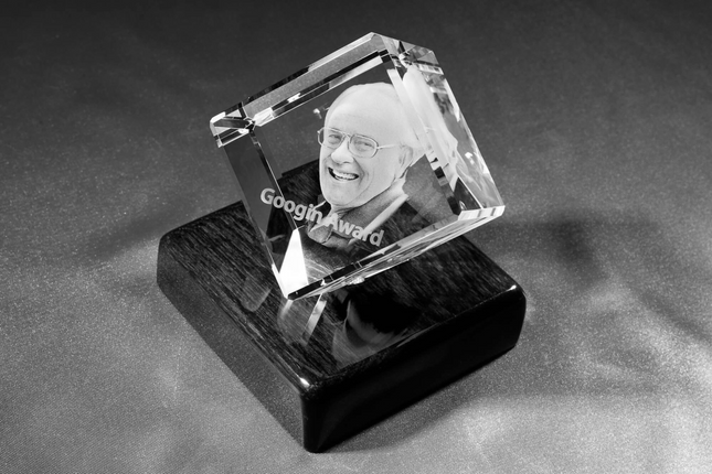 Cubo de Esquinas Cortadas de Cristal - Tamaño Pequeño